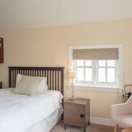 Elmdon Bed & Breakfast Birmingham